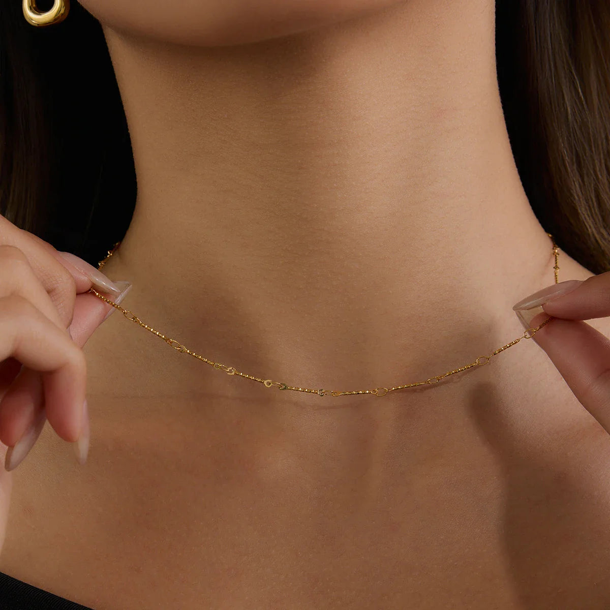 Elegant Gold Chain Necklace