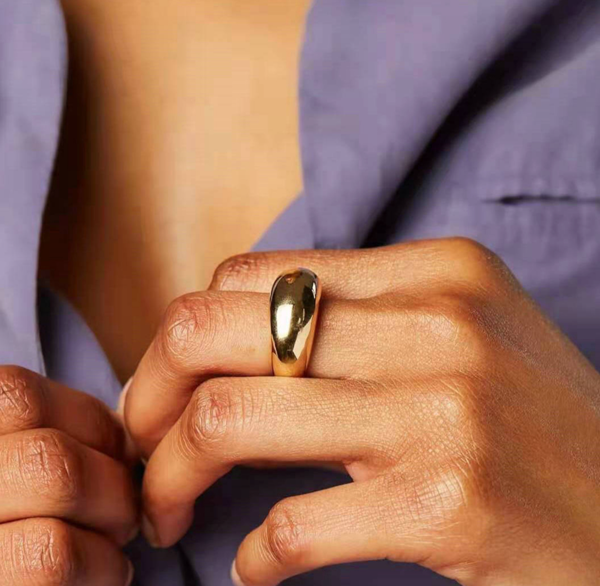 Elegant Gold Band