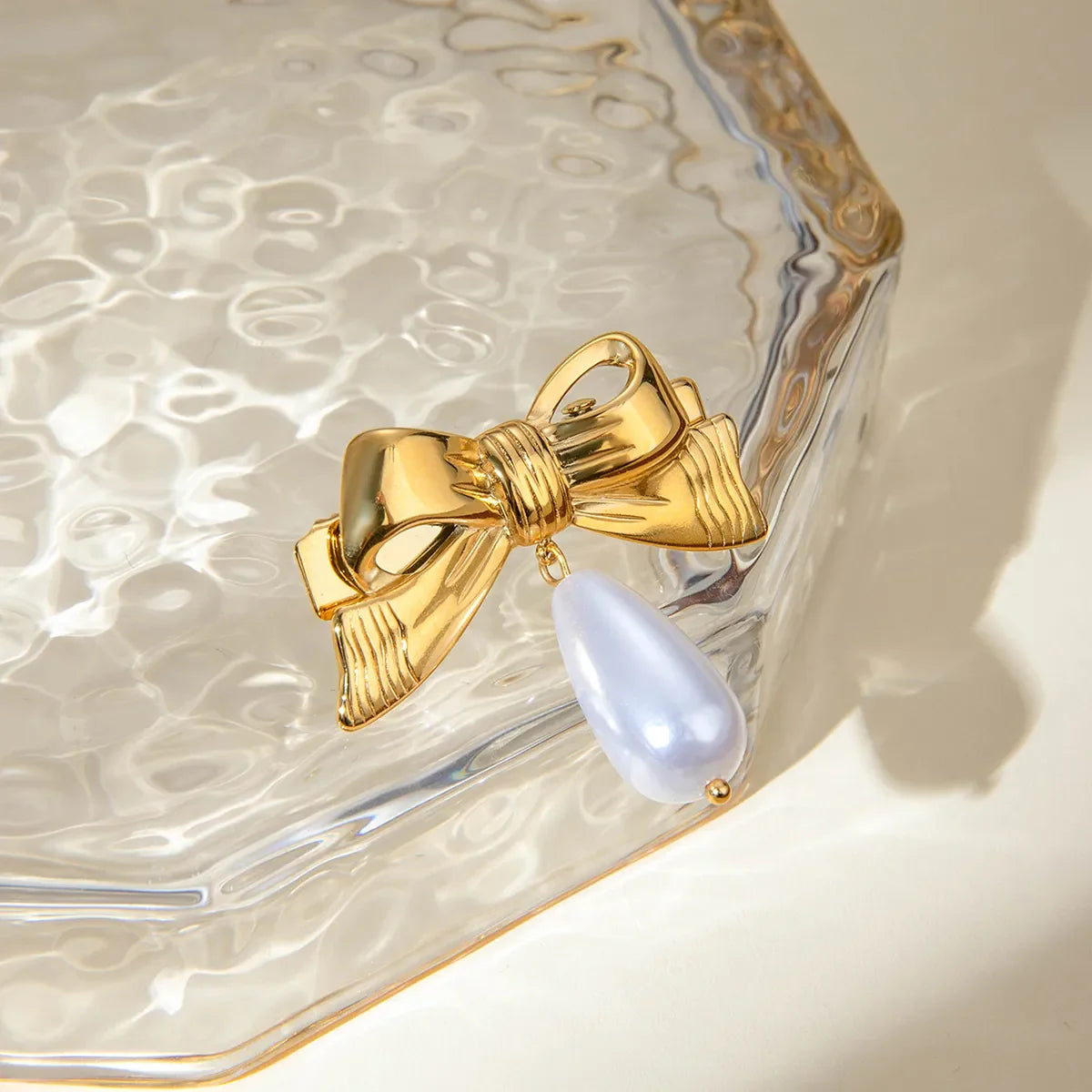 Melinda Pearl & Gold Hair Clip