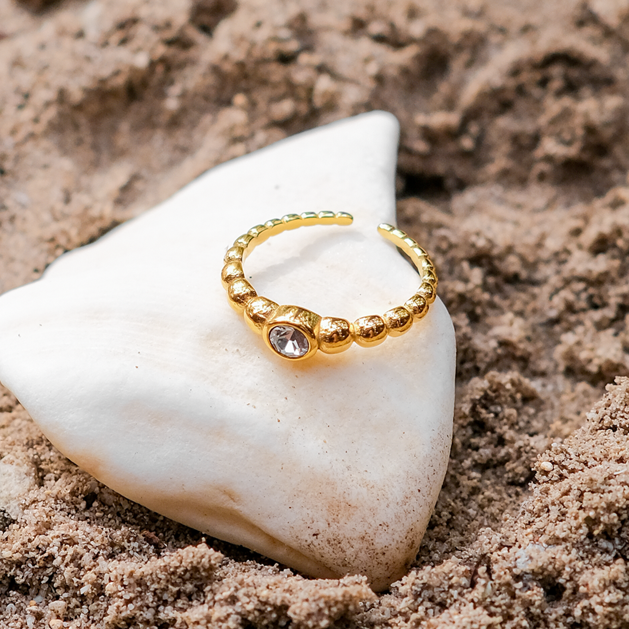 Luxe Radiance Gold Band